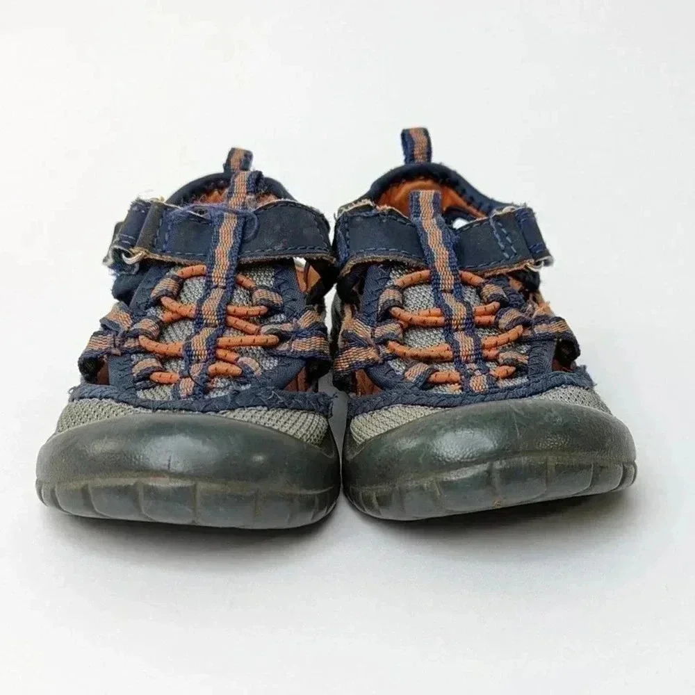Oshkosh Bax-b Navy Water Shoes - 8